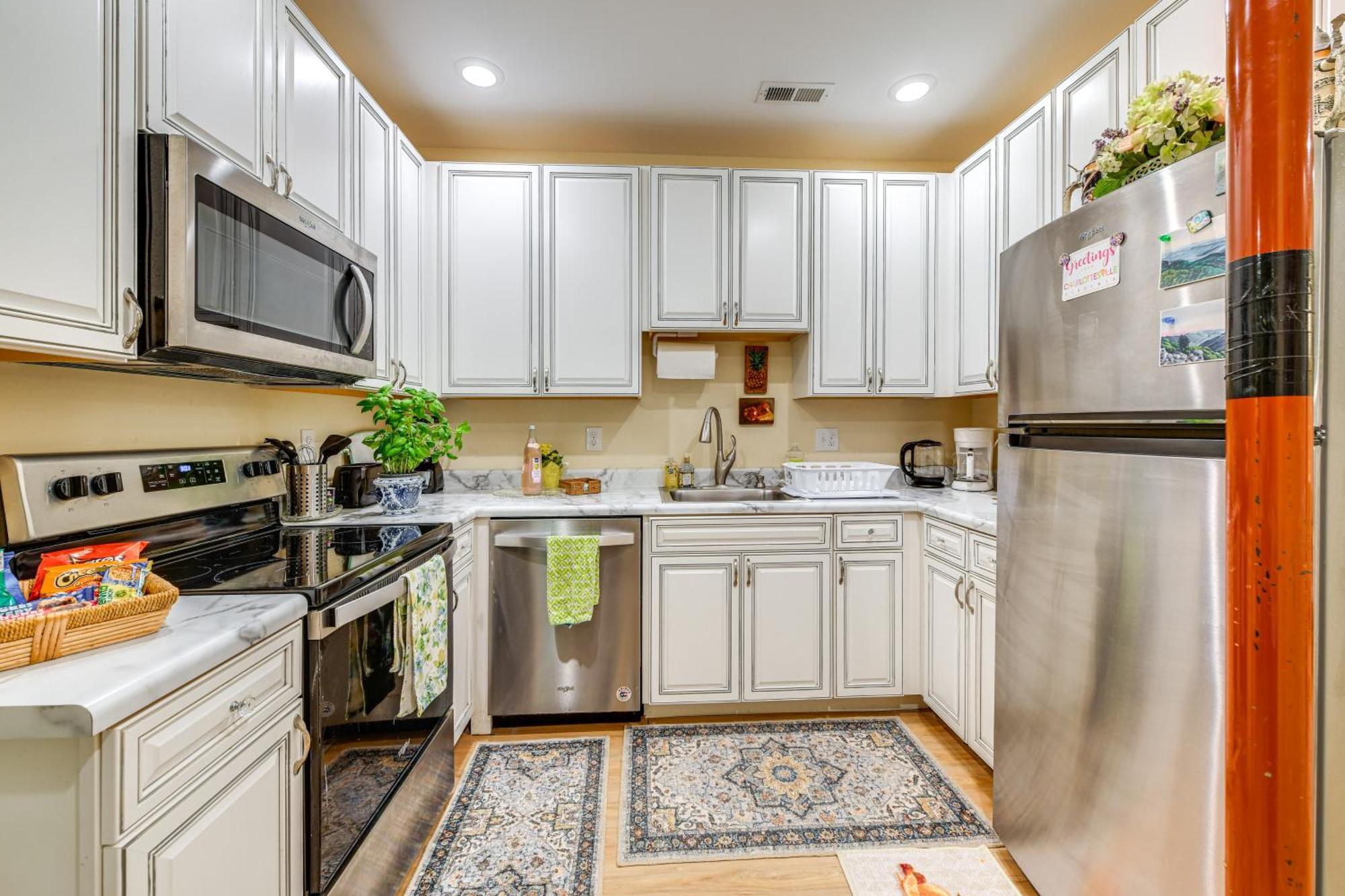 Charming Charlottesville Apt With Outdoor Space! Ngoại thất bức ảnh